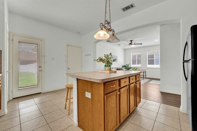 Building Photo - 10108 Cherry Hill Ln
