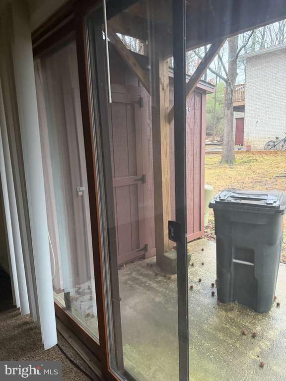 Building Photo - 8675 Seasons Way