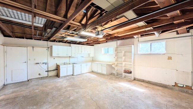 Building Photo - 3581 Cercis Way