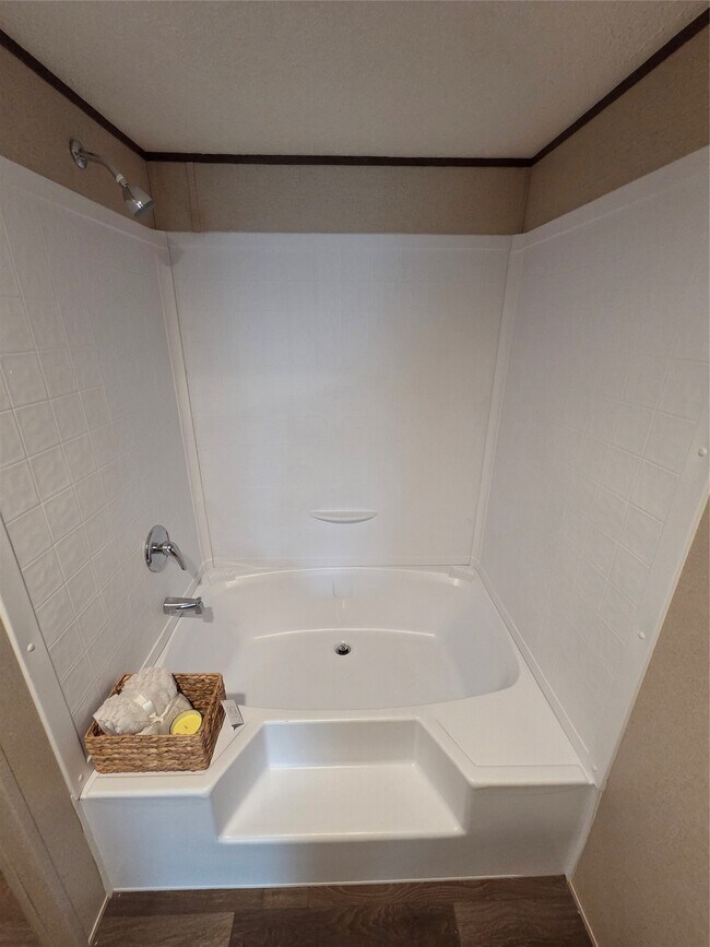 Building Photo - 5161 Road 5913 Rd