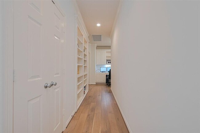 Building Photo - 14439 Basalt Ln