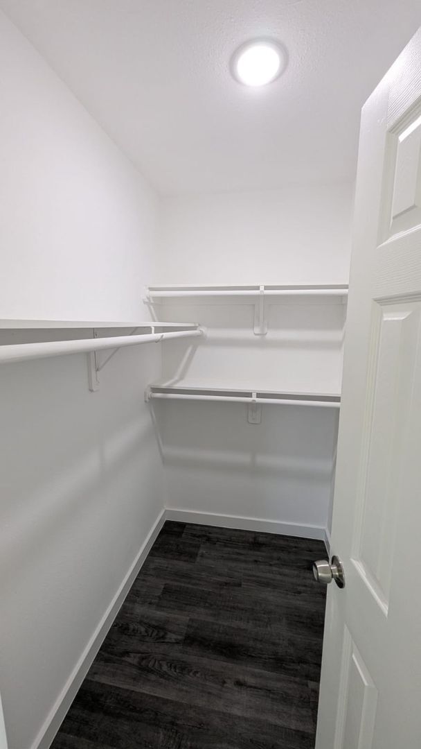Building Photo - ? Brand-New Unit – 3 Bedrooms, 2.5 Bathroo...