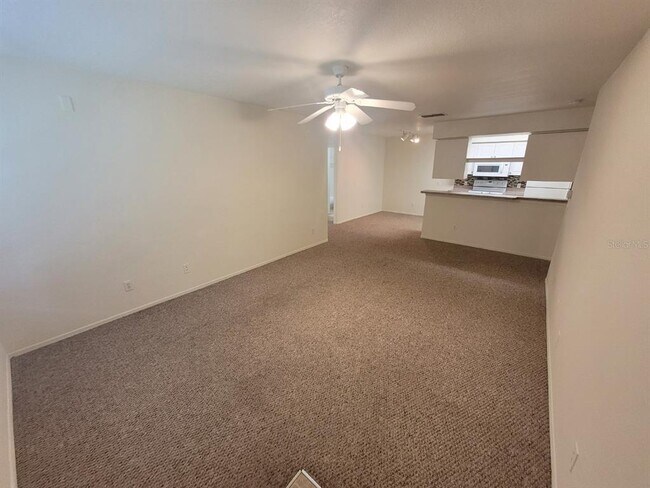 Building Photo - 36027 Deer Creek Dr