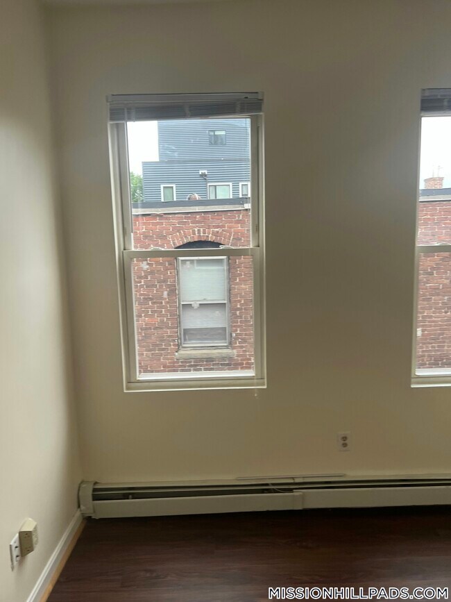Building Photo - 59 S Huntington Ave