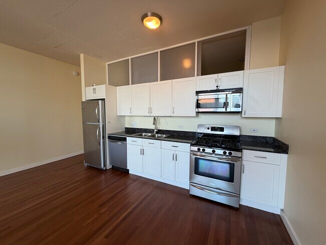 Building Photo - 1720 S Michigan Ave