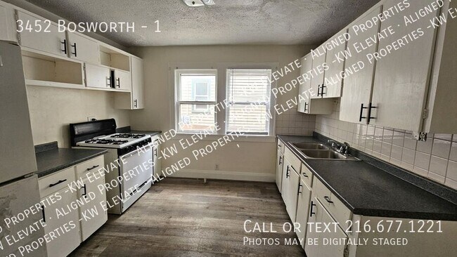 Building Photo - 3452 Bosworth-1