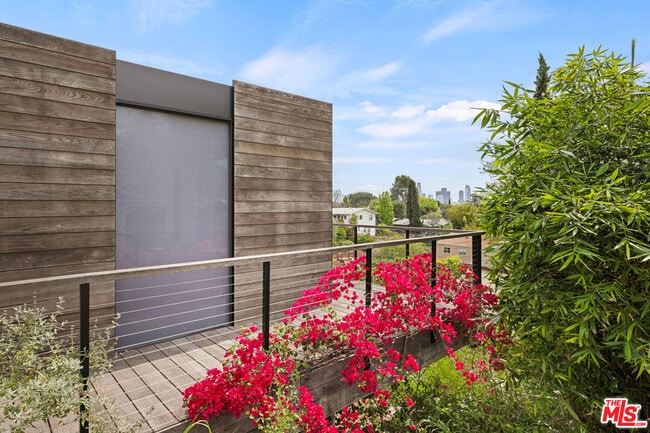 Building Photo - 1664 Benton Wy