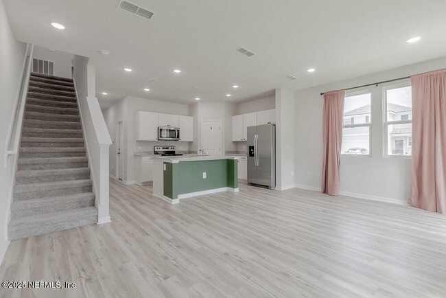 Building Photo - 14438 Macadamia Ln