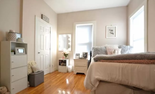 Building Photo - Modern 4-Bed, 2-Bath Near BU — Newly Renov...