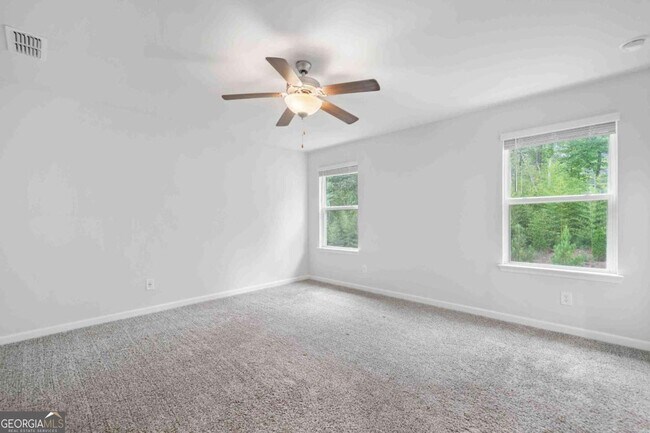 Building Photo - 279 Wells Cir