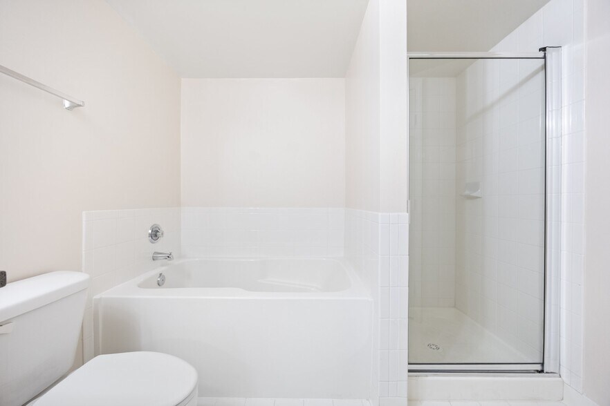 Building Photo - 414 Water St