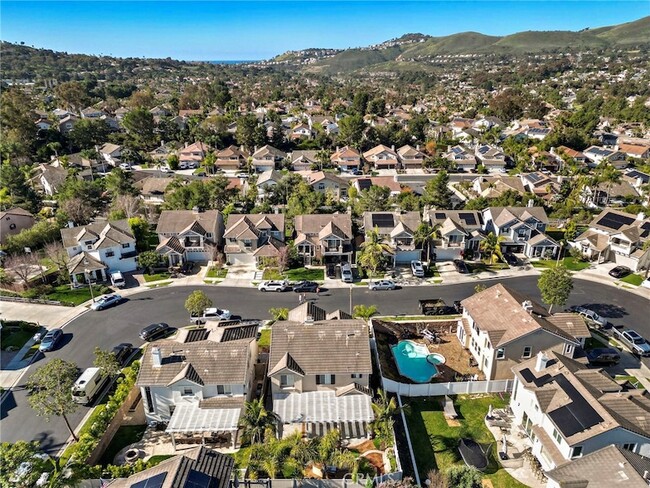 Building Photo - 5725 Calle Polvorosa