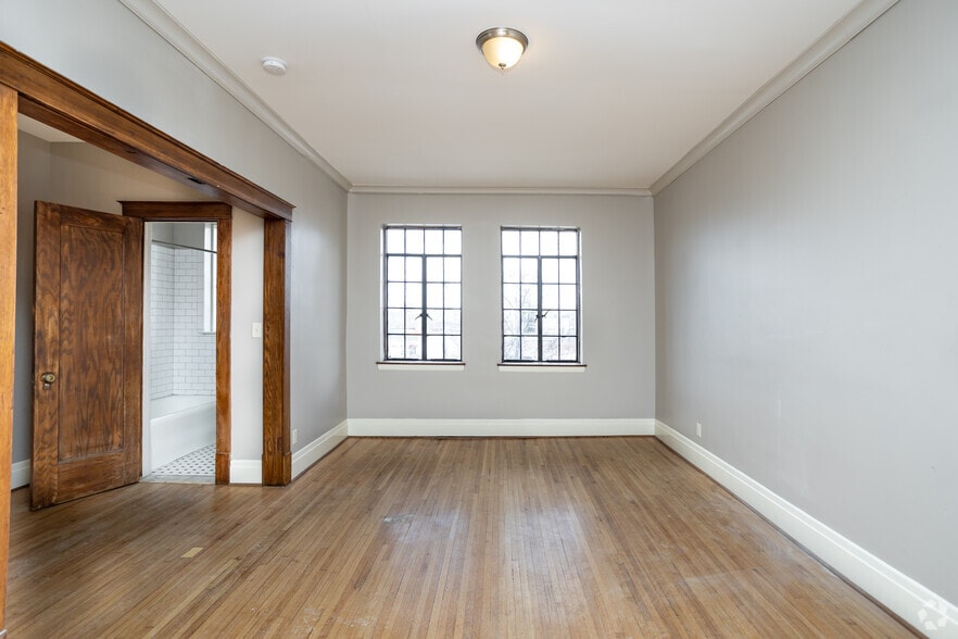 Interior Photo - The Verrazzano on 3rd