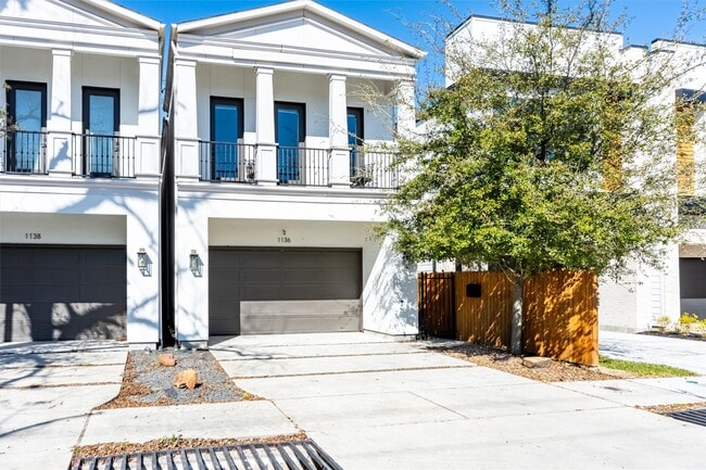 Building Photo - 1136 Adele St