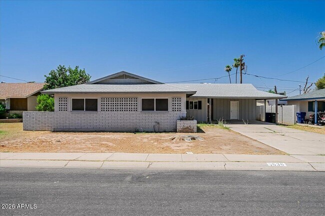 Building Photo - 536 N Cheri Lynn Dr