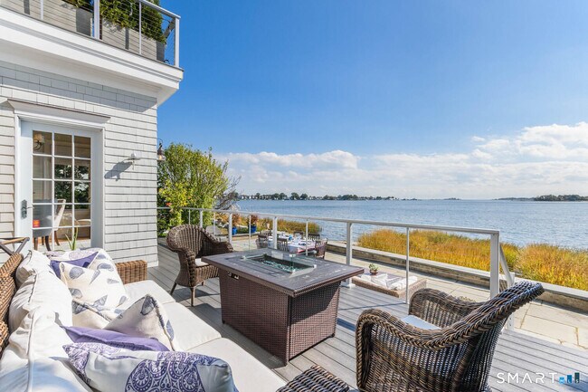 Building Photo - 50 Shorefront Park