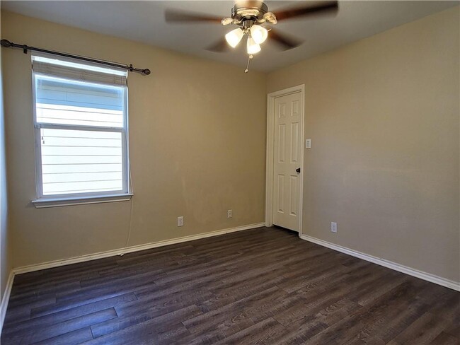Building Photo - 8728 Wood Stork Dr