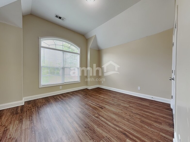 Building Photo - 3333 Cedar Branch Rd