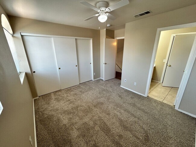 Building Photo - Spacious 4-Bedroom 3-Bath Peoria Home with...