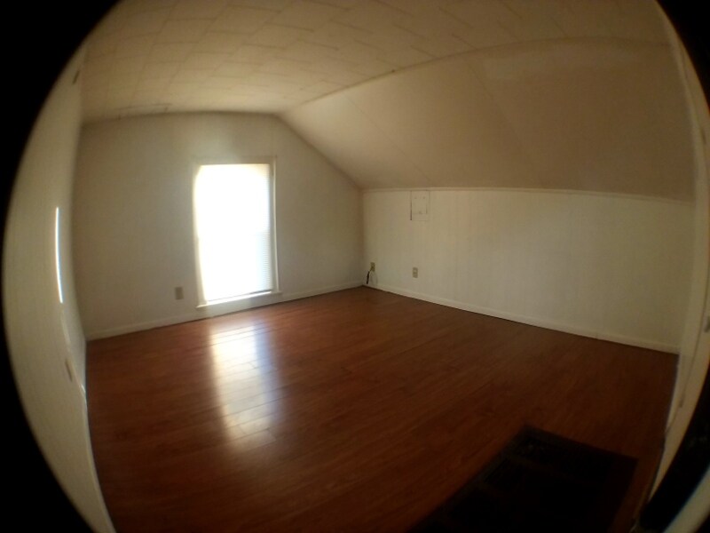 Building Photo - 416 3rd St NW