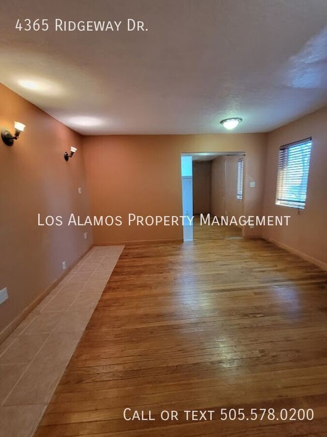 Building Photo - 4365 Ridgeway Dr