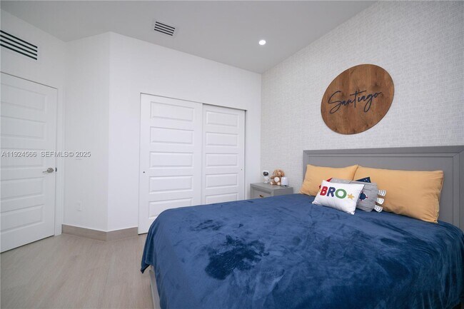 Building Photo - 8842 NW 161st Terrace