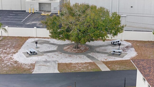 Building Photo - 1531 Placida Rd