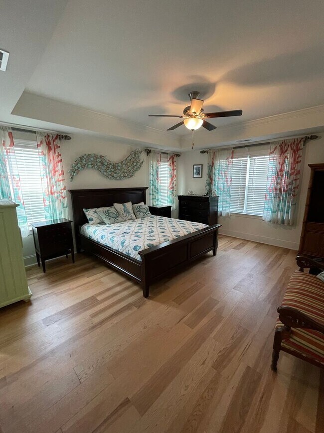 Building Photo - Unfurnished 3 Bedroom 3 Bathroom House with Home Office In Calabash
