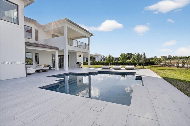 Building Photo - 14855 Millstone Ranches Dr