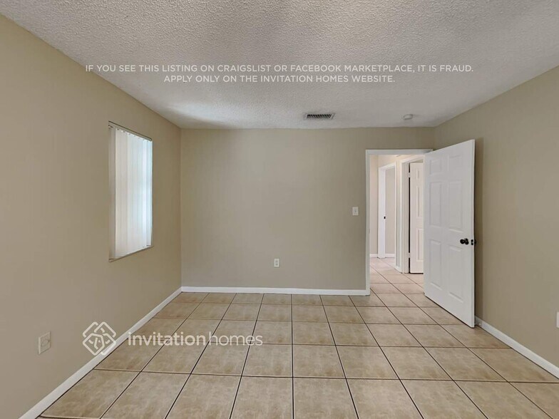 Building Photo - 6220 Gauntlet Hall Ln