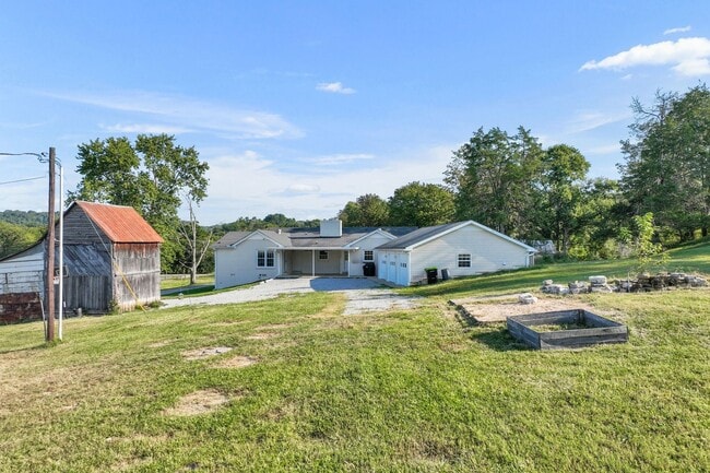 Building Photo - 4861 Bethesda Rd