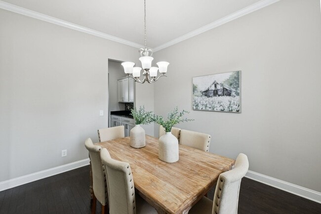 Building Photo - 1719 Biscayne Dr