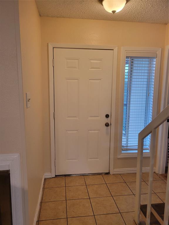 Building Photo - 3121 Park Ln