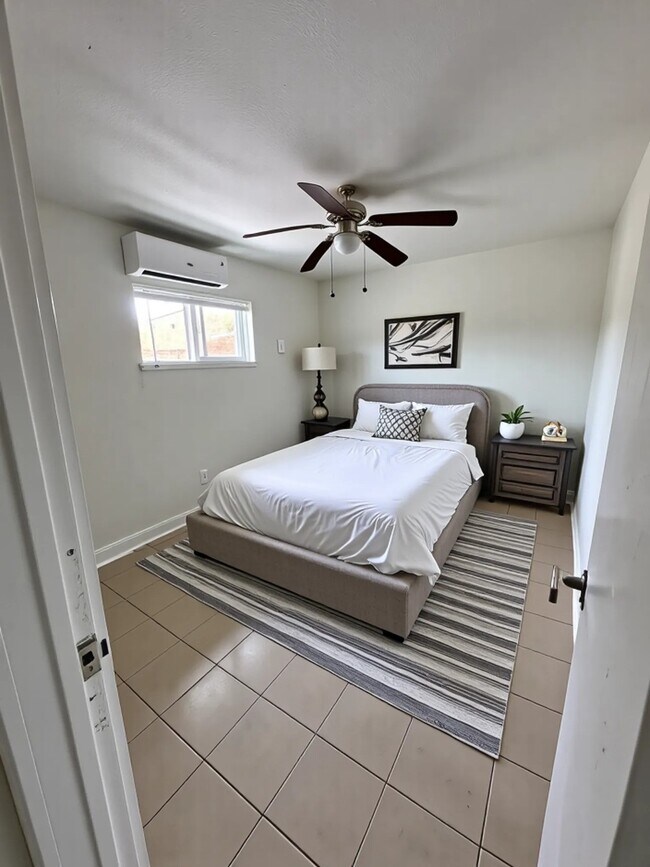 Building Photo - 7610 Red Robin Ln