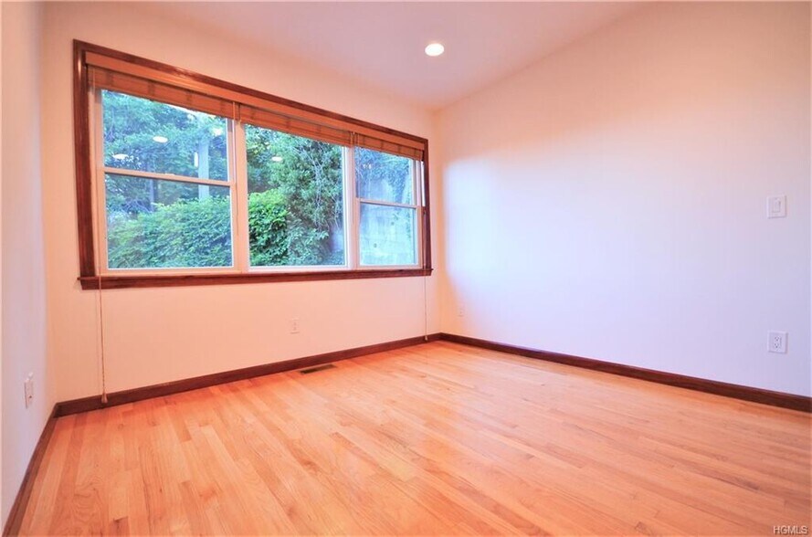 Building Photo - 73 Edgewood Ave