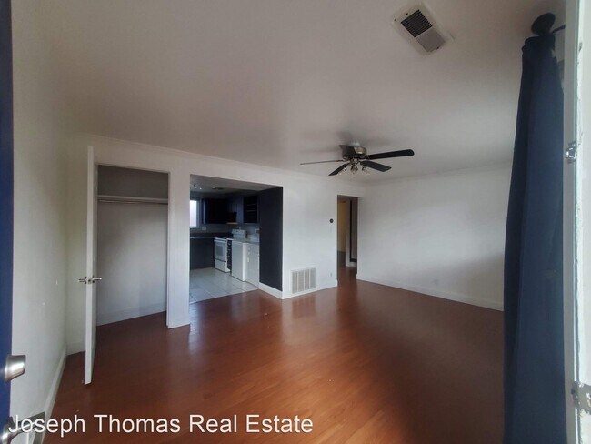 Building Photo - 2 br, 1 bath House - 434 S 700 W Apt #1