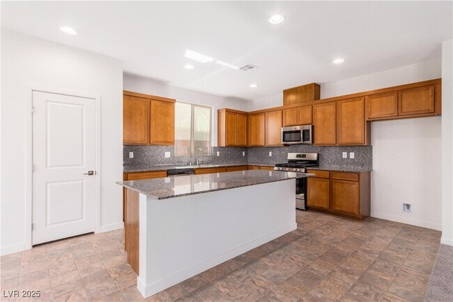 Building Photo - 9692 Jade Rise Ave