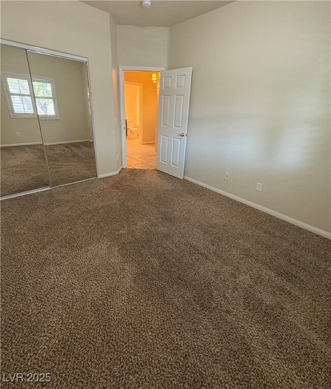 Building Photo - 5586 Golden Leaf Ave