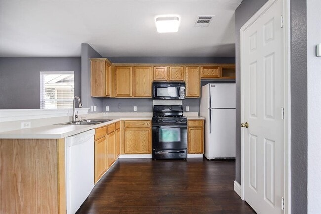 Building Photo - 2721 Crimson Sky Ct