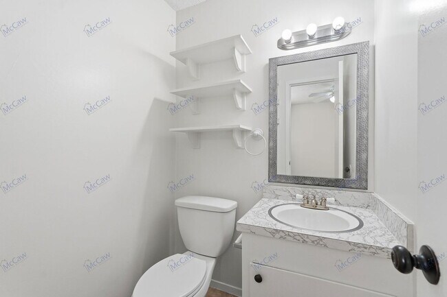 Building Photo - 3022 Kyle Rd