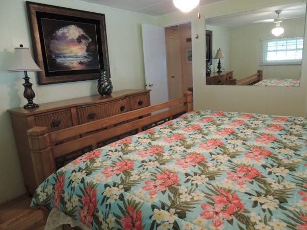 MASTER BEDROOM CAN FIT KING - 6120 Biscaya Ave