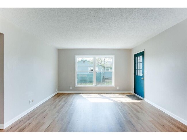 Building Photo - 1072 Glenhill Rd