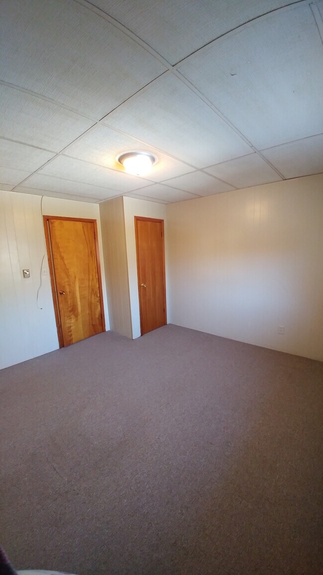 Building Photo - 10 Snow Plow Trl