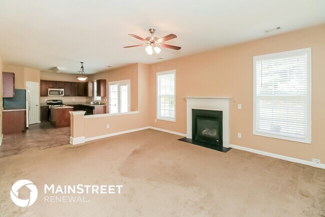 Building Photo - 4632 Creekside Cove