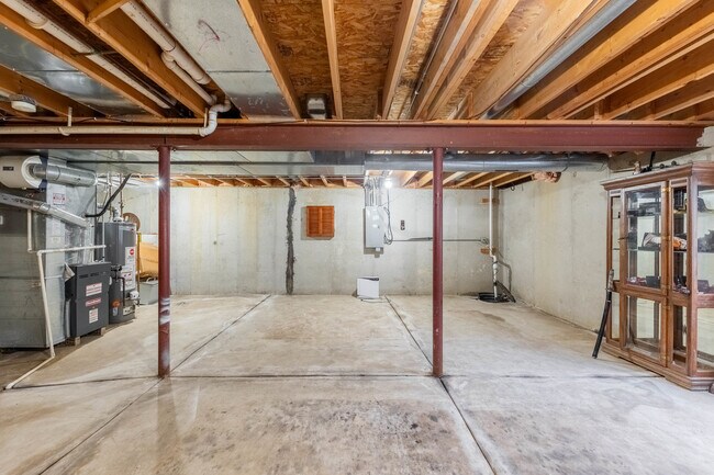 Building Photo - 438 Rachel Cir
