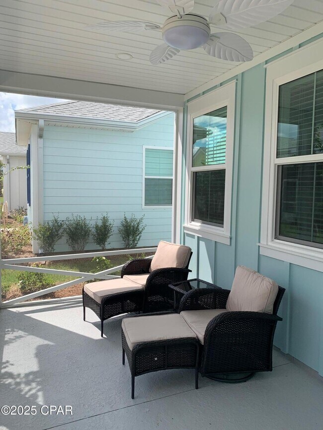 Building Photo - 8620 Sand dollar Dr