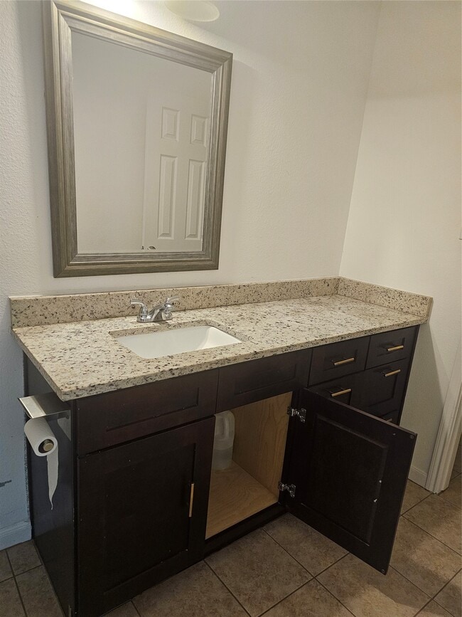 Building Photo - 12717 Yoshino Cherry St