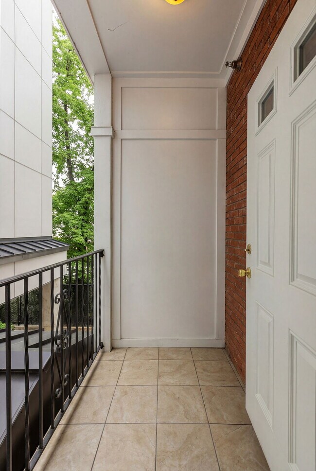 Floorplan - 84-86 Astor Street
