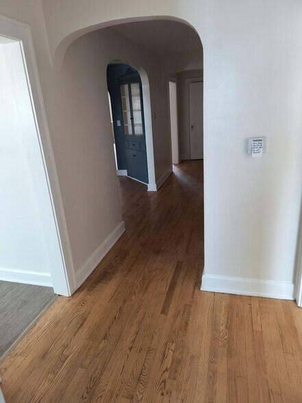 Hallway - 140 W North St