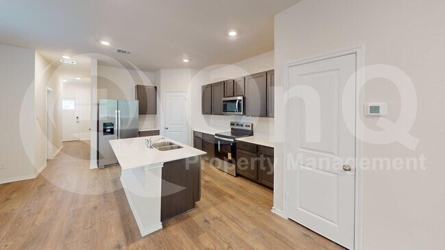 Building Photo - 315 Clematis St